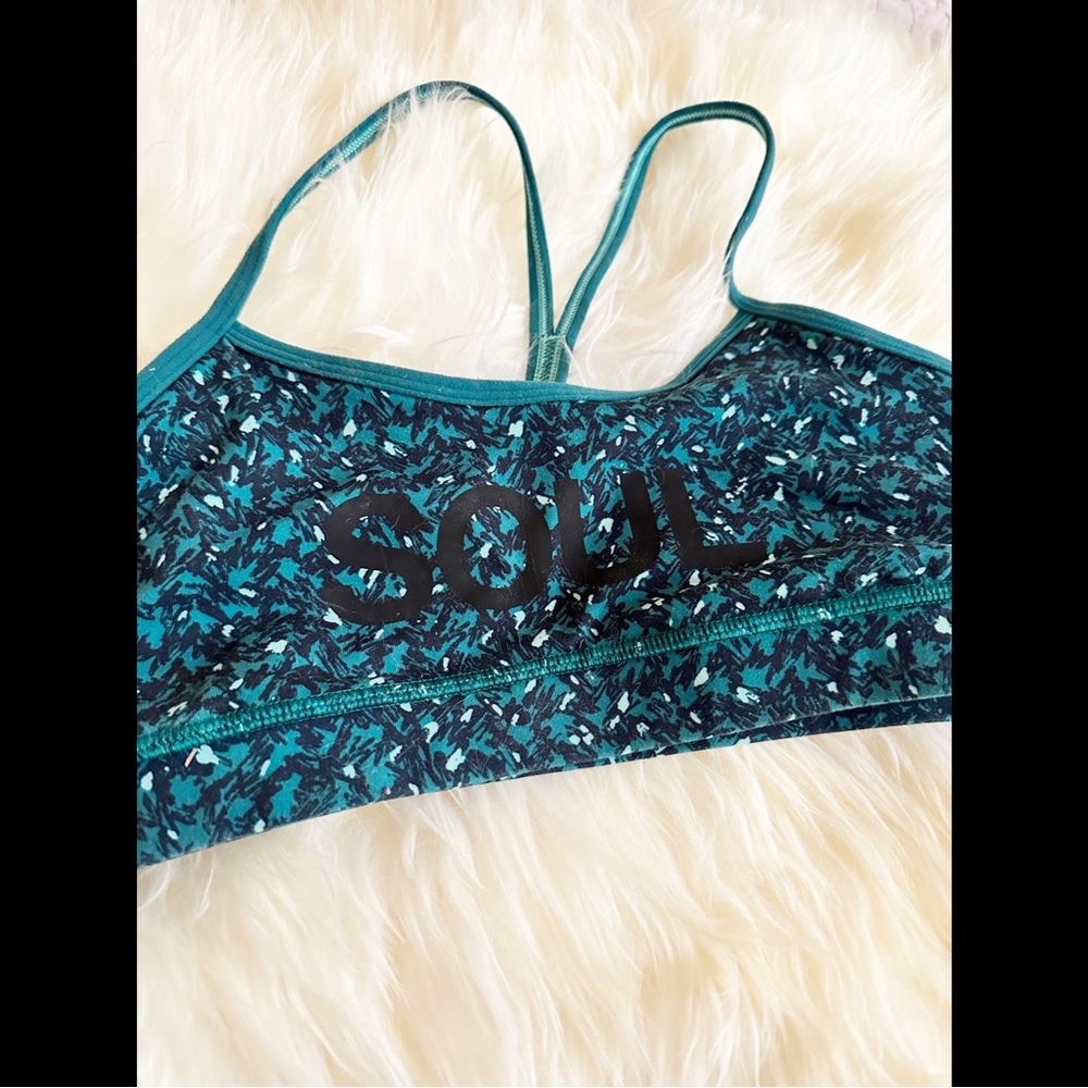 Lululemon Flow Y bra Sz 8‎